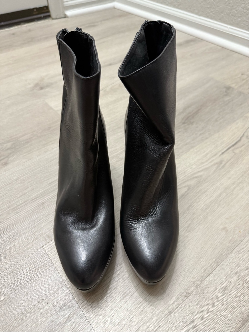 Zara Black Pointed Toe Stretch Ankle Heeled Boots